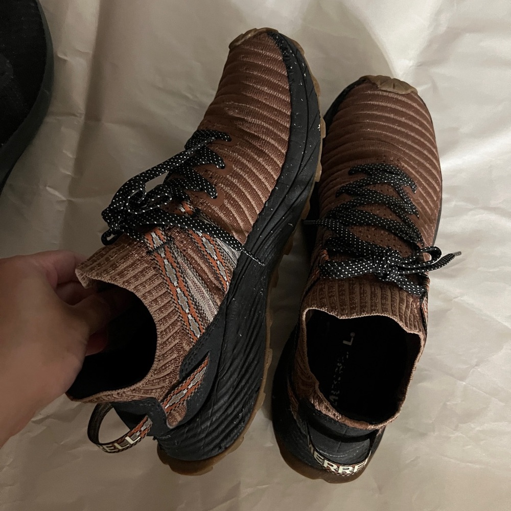 Merrell Shoes - Picture 4 of 6